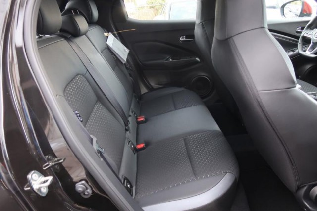 Nissan Juke  1.0 DIG-T N-Connecta