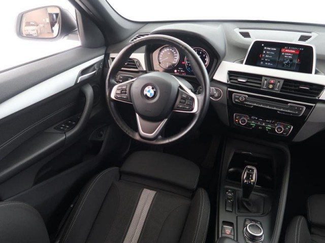 BMW X1  sDrive18i 