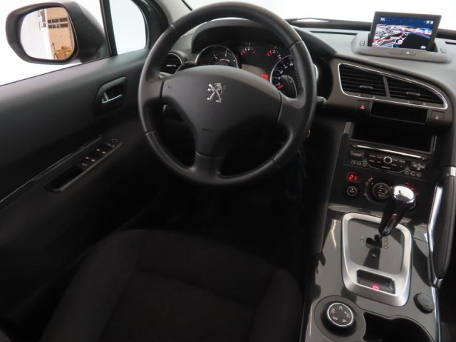 Peugeot 3008  1.6 HDi Allure