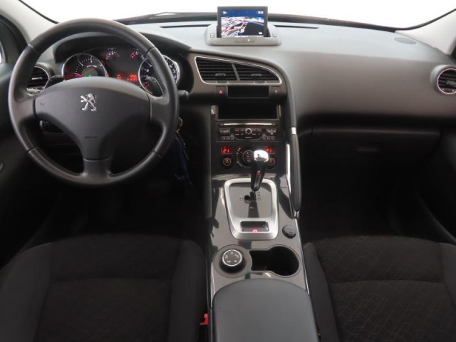Peugeot 3008  1.6 HDi Allure