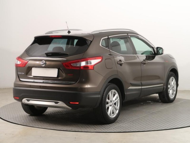 Nissan Qashqai  1.2 DIG-T 