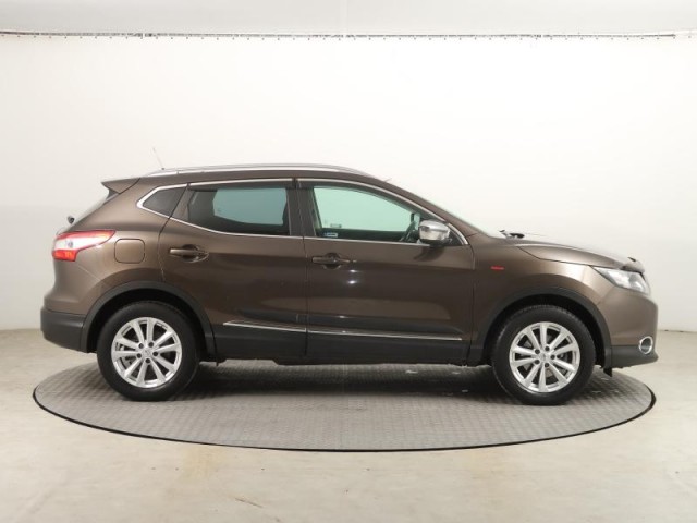 Nissan Qashqai  1.2 DIG-T 