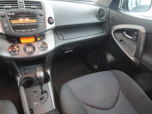 Toyota RAV 4  2.2 D-4D 