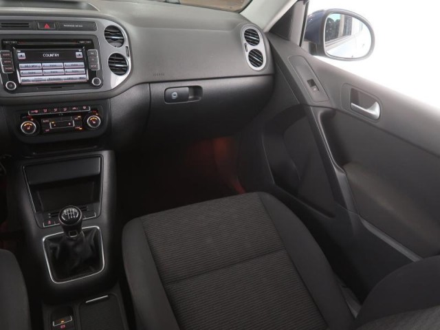 Volkswagen Tiguan  2.0 TDI 