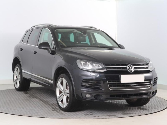 Volkswagen Touareg  3.0 TDI R-Line