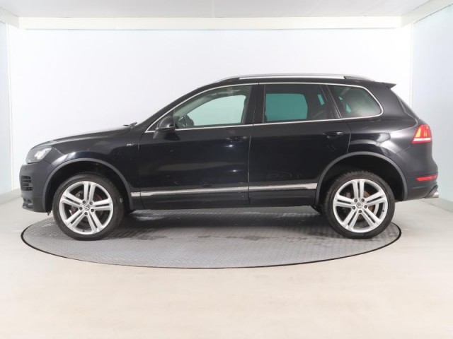 Volkswagen Touareg  3.0 TDI R-Line