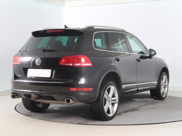 Volkswagen Touareg  3.0 TDI R-Line