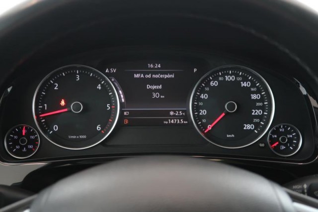 Volkswagen Touareg  3.0 TDI R-Line