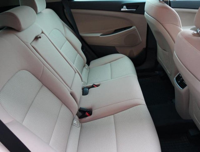 Hyundai Tucson  1.7 CRDi 