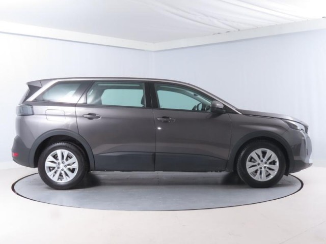 Peugeot 5008  PureTech 130 Active Pack