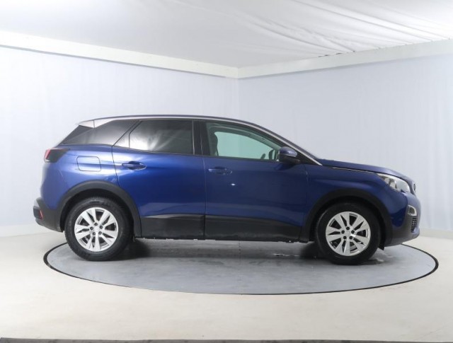 Peugeot 3008  1.2 PureTech 