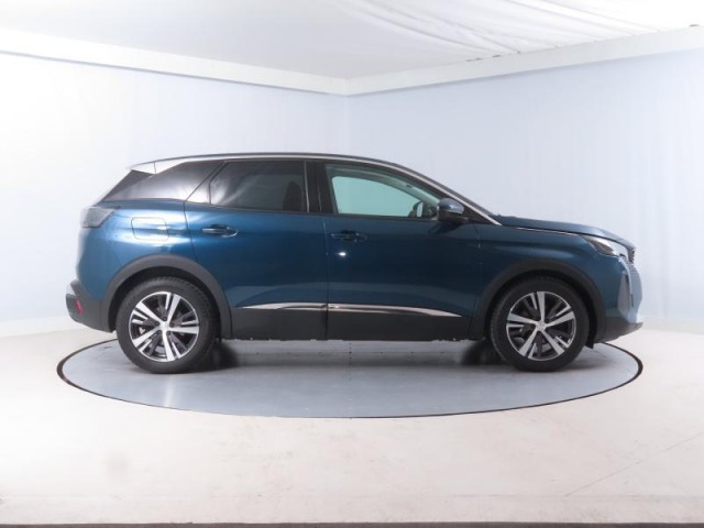 Peugeot 3008  1.2 PureTech Allure