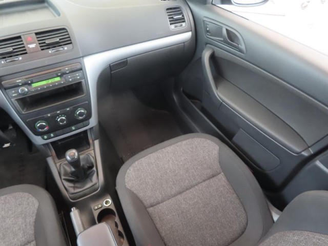 Škoda Yeti  1.2 TSI Active