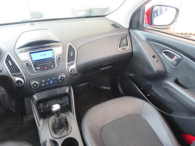 Hyundai ix35  2.0 CVVT 