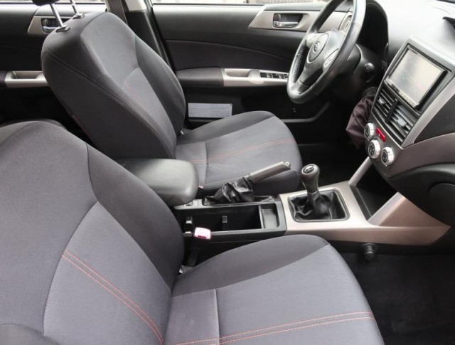 Subaru Forester  2.5 