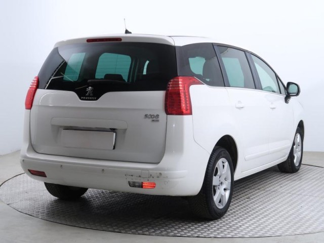 Peugeot 5008  1.6 HDi Active Pack