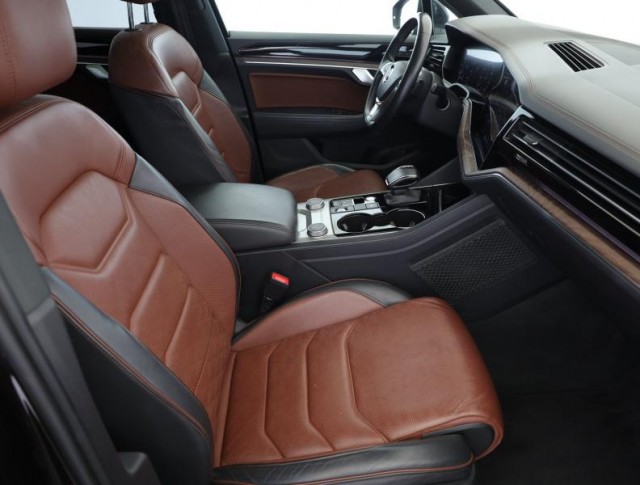 Volkswagen Touareg  3.0 V6 TSI 