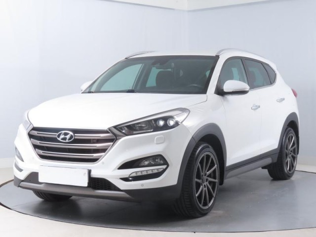 Hyundai Tucson  2.0 CRDi 