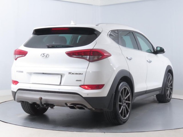Hyundai Tucson  2.0 CRDi 