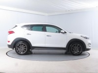 Hyundai Tucson  2.0 CRDi 