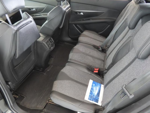 Peugeot 5008  PureTech 130 