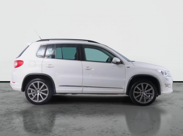 Volkswagen Tiguan  2.0 TSI R-Line