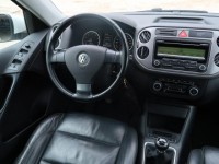 Volkswagen Tiguan  2.0 TSI 