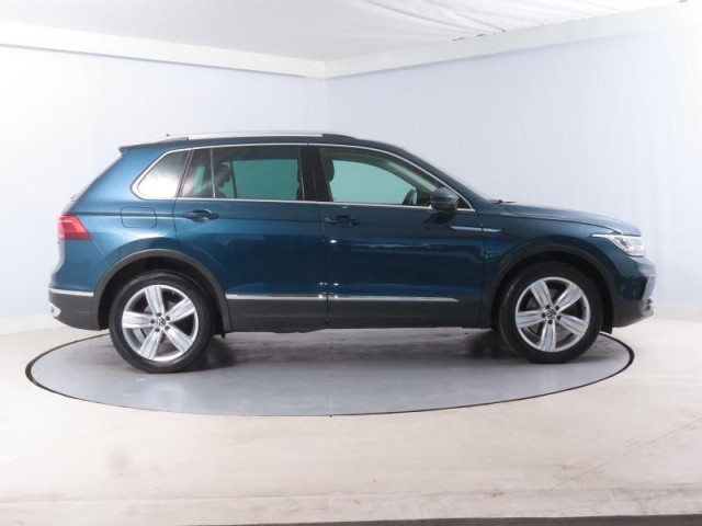 Volkswagen Tiguan  2.0 TDI 