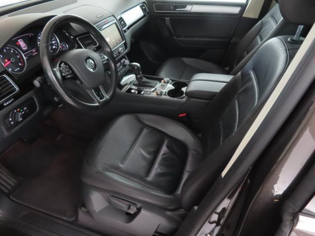 Volkswagen Touareg  3.0 TDI 