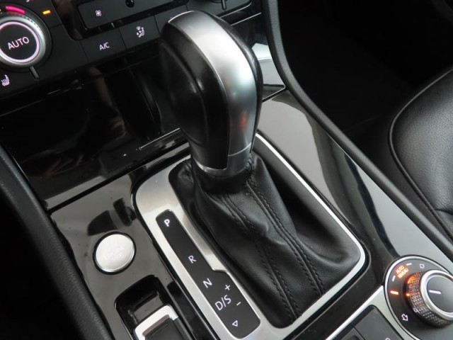 Volkswagen Touareg  3.0 TDI 