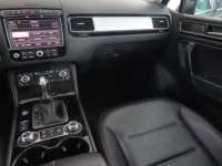 Volkswagen Touareg  3.0 TDI 