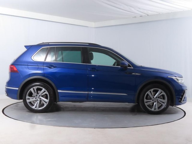 Volkswagen Tiguan  2.0 TSI R-Line