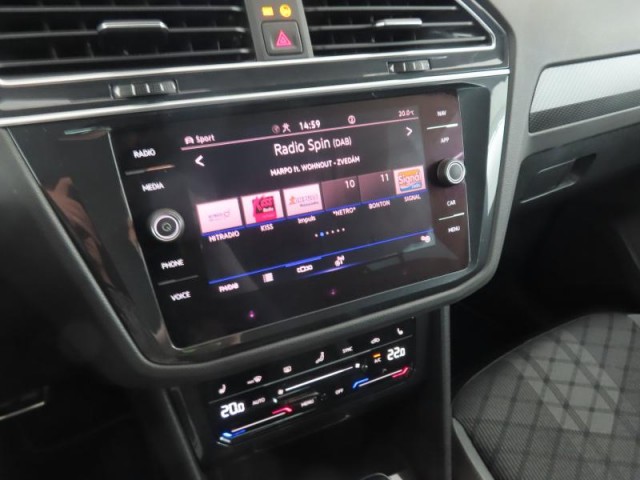 Volkswagen Tiguan  2.0 TSI R-Line