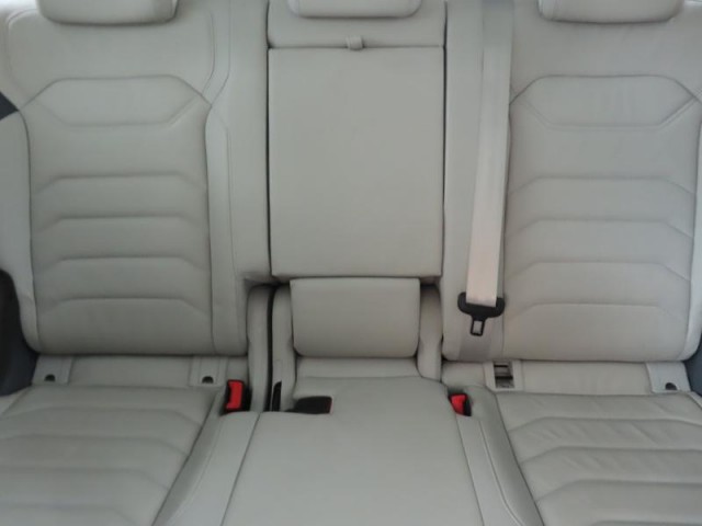 Volkswagen Touareg  3.0 TDI 