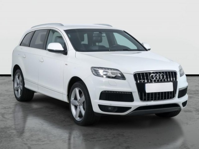 Audi Q7  3.0 TDI 