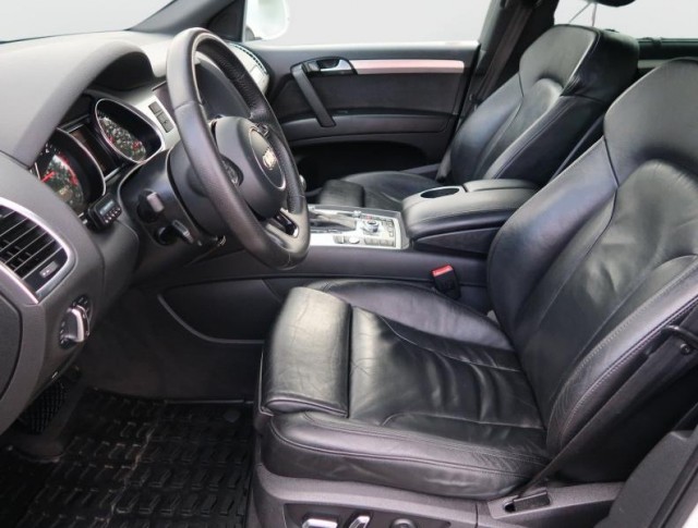 Audi Q7  3.0 TDI 