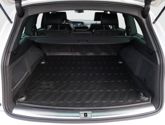 Audi Q7  3.0 TDI 