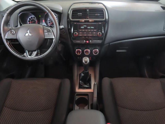 Mitsubishi ASX  1.6 MIVEC 