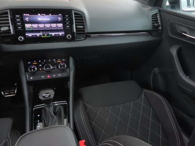 Škoda Karoq  2.0 TSI Sportline