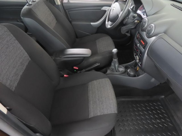 Dacia Duster  1.6 16V 