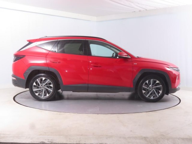 Hyundai Tucson  1.6 T-GDI 48V MHEV Smart