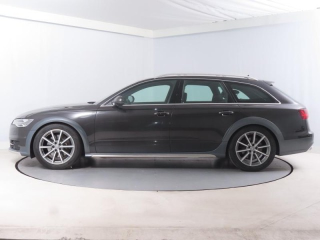 Audi A6 Allroad  3.0 TDI 
