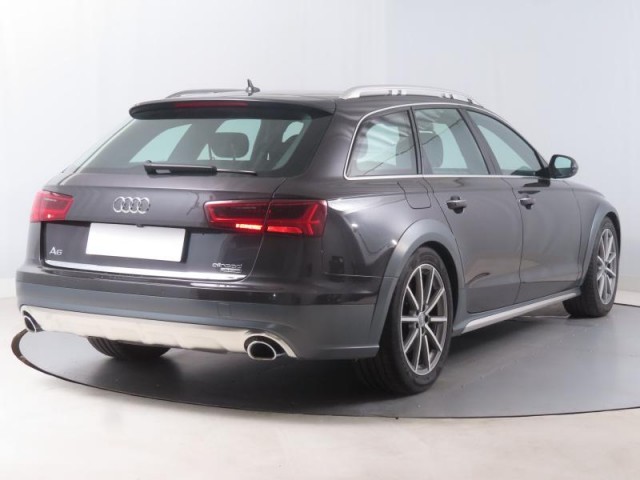 Audi A6 Allroad  3.0 TDI 