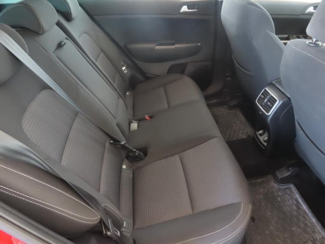 Kia Sportage  1.6 CRDi 