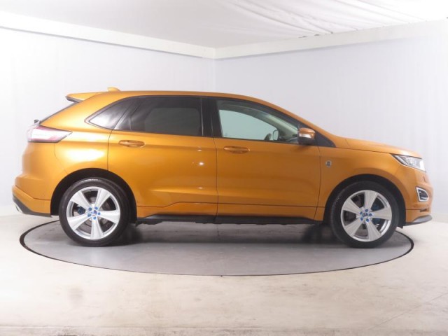 Ford Edge  2.0 Bi-TDCI Titanium
