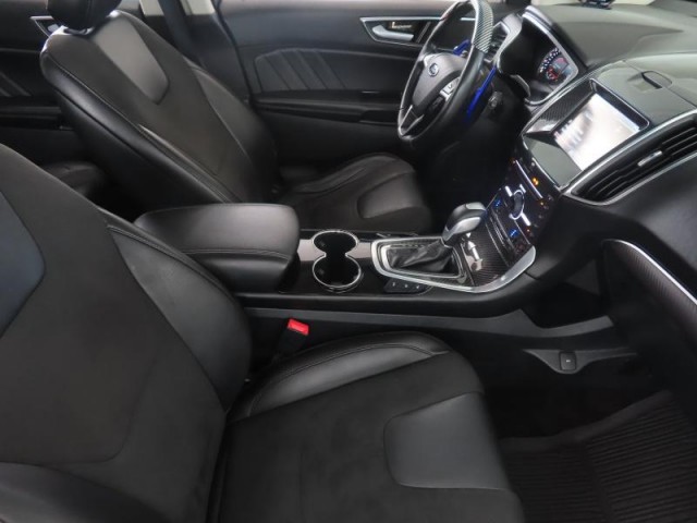 Ford Edge  2.0 Bi-TDCI Titanium