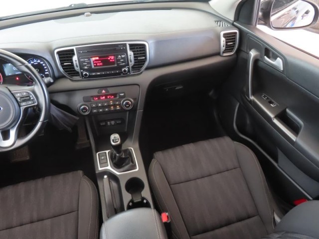 Kia Sportage  1.6 CRDi Top