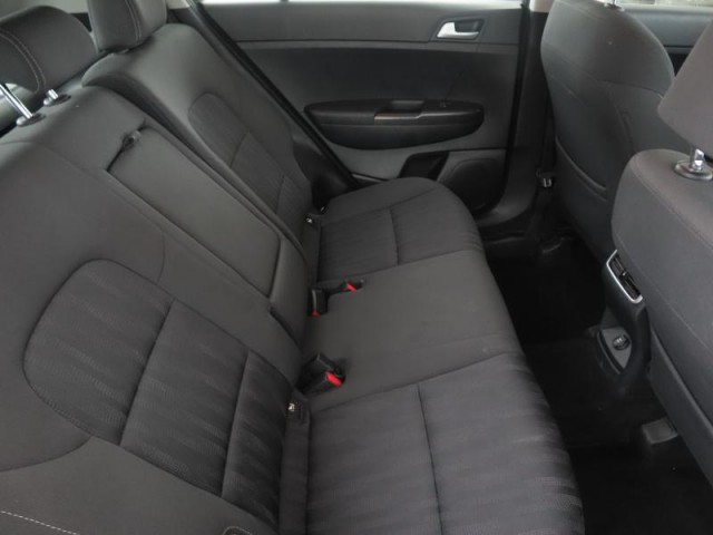 Kia Sportage  1.7 CRDi 