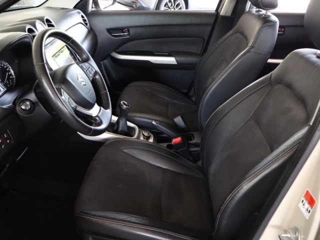 Suzuki Vitara  1.6 VVT Elegance