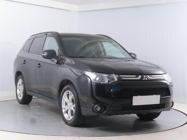 Mitsubishi Outlander  2.2 DI-D 